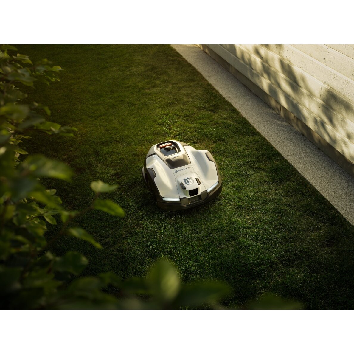 Husqvarna Automower® 405VE NERA 4