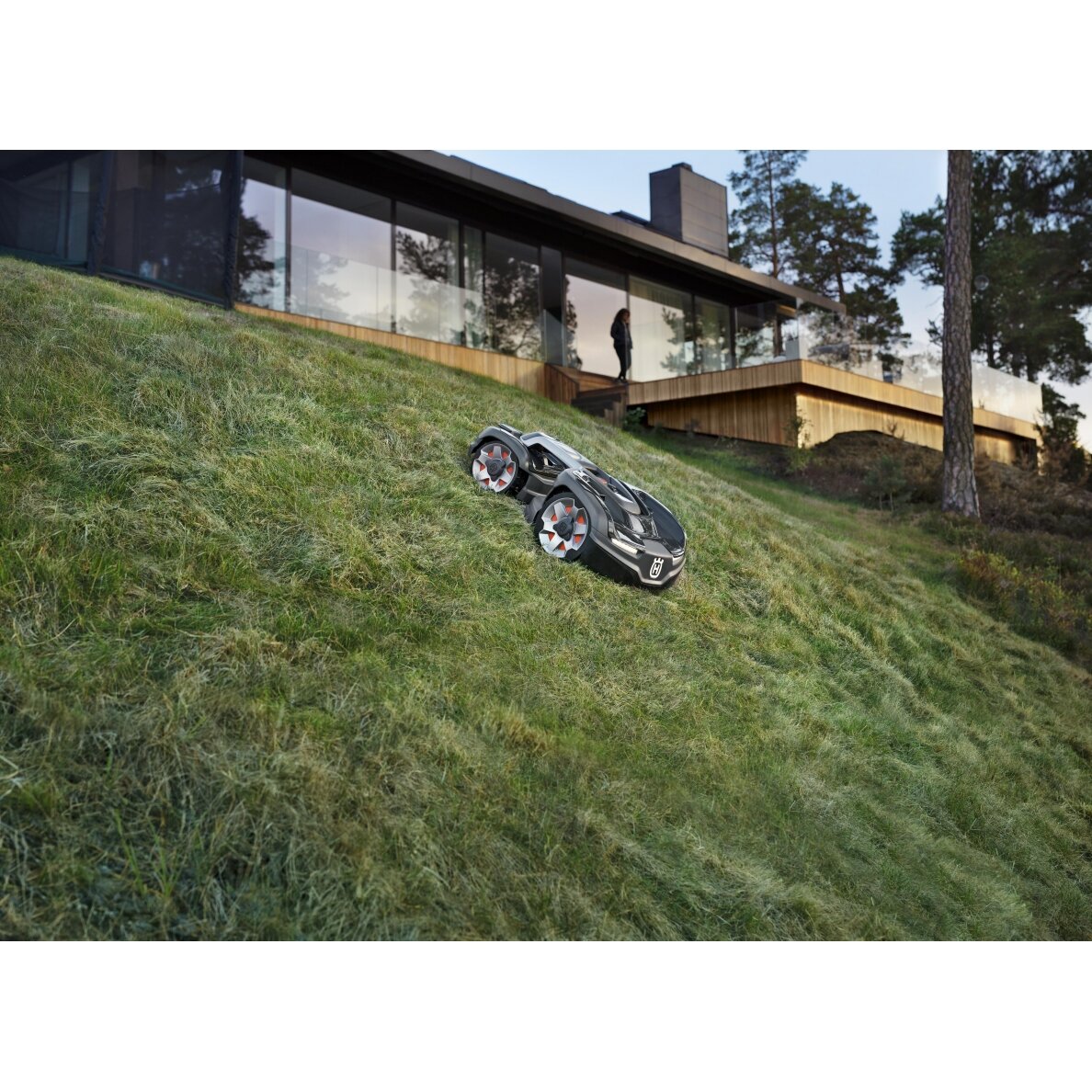 HUSQVARNA AUTOMOWER® 435X AWD NERA 2